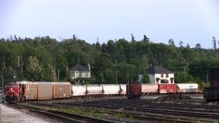 preview picture of video 'CP 8930 at White River (18AUG2013)'