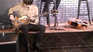 Download lagu The Fab Four 'Rocky Raccoon' ! mp3