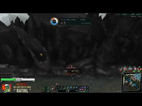 RATIRL malding on his viewer