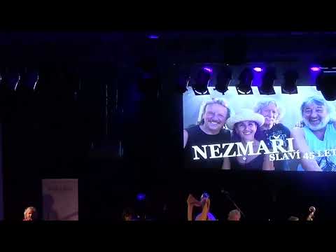 Nezmaři – YouTube