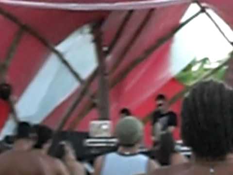 Flutuance UP 2008/09 -Felguk - guess what (flutuance rmx) part 1