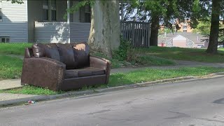 Bowling Green residents unhappy about dumped furniture