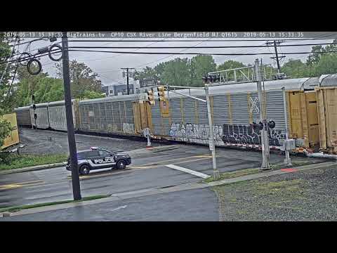 5- 13-2019 15:33 sb auto rack CSX 3423 DPU 3136 Q262