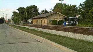 preview picture of video 'AMTRAK DASH 8, 518on 305, Lockport, IL.'