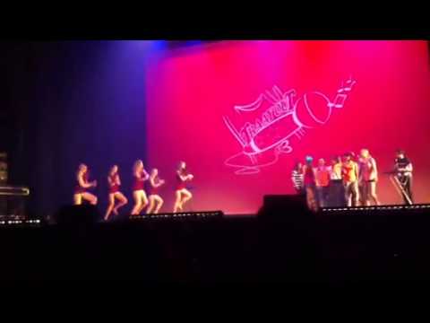 2 directions@ traayout