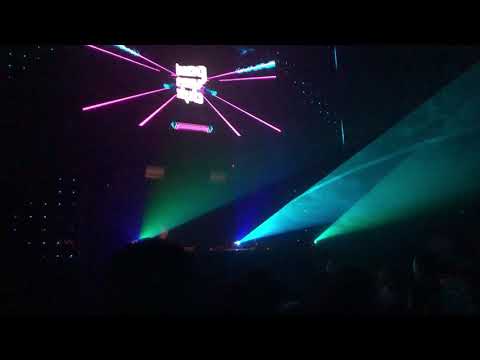 Paul Van Dyk @ Shine - Energy 52 vs. Robert Miles  - Cafe Del Mar vs. Children