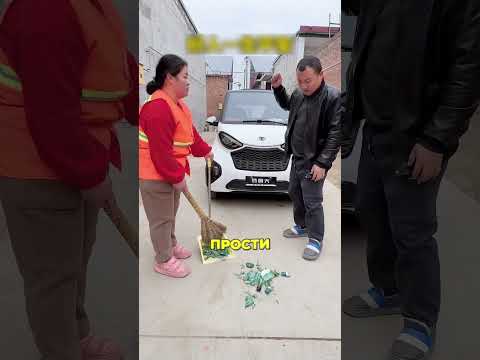 Водитель автомобиля чуть не совершил ошибку!