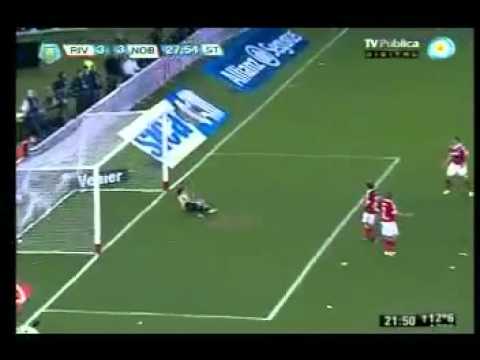 River 3   Newell s 3 Golazo de Ignacio Scocco  9 09 2012