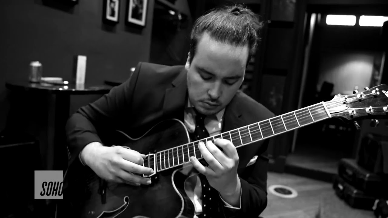 Andrea Rinciari - Bogocipo - Live at Piano Bar Soho - YouTube