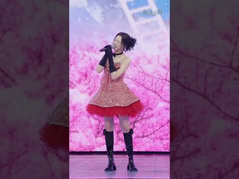 [4K세로직캠]홍지윤 월량대표아적심 화요일은 밤이 좋아