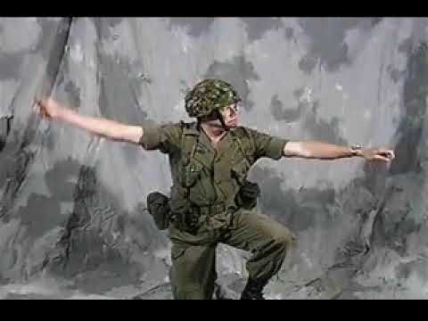 Canadian Forces - M67 Grenade - Throwing