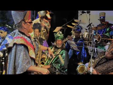 The Sun Ra Arkestra - Intergalactic Symphony