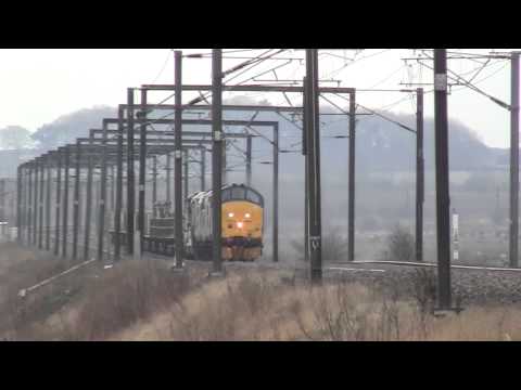 class 37 37425+37688 @ bradbury on rail delivey train 20/02/13