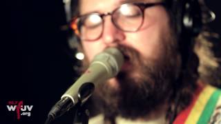 Matthew E White - "Circle 'Round The Sun" (Live at WFUV)