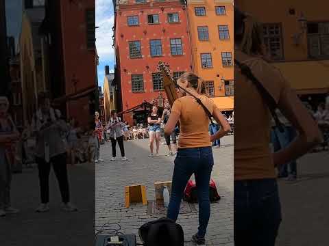 Hallelujah cover on two Chapman Sticks - performed by Cascade