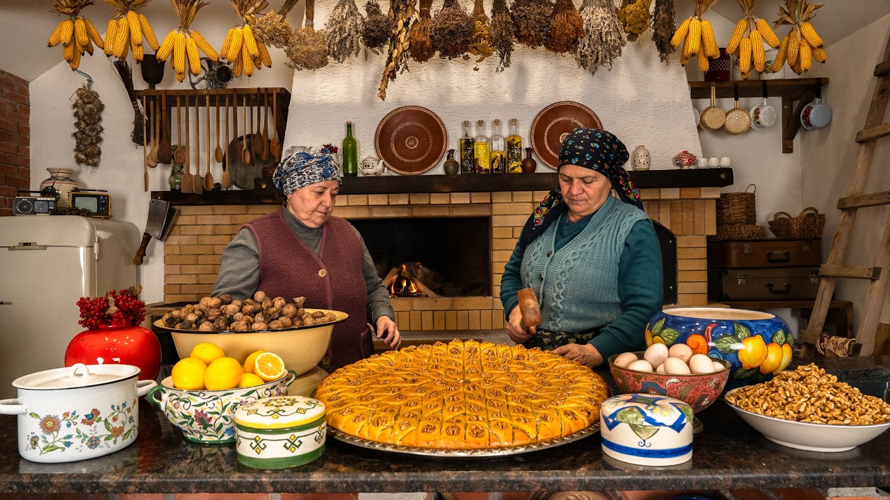 Traditional Azerbaijani Walnut Baklava 🇦🇿 | The Taste of the East