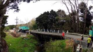 preview picture of video 'Kaipara Flats walk bridge installation - time lapse'