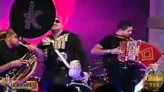 ** El Komander - Estrategia De Escape **