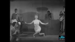 Jo Ann Campbell - Let Me Do My Twist (Hey, Let's Twist - filmed at Peppermint Lounge 1961)