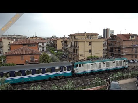 E.652.128 con trasferimento carrozze IC Giorno a Monterotondo