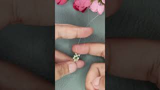 DIY Daisy Flower Seed Beads Bracelet | Beaded Bracelet Tutorial