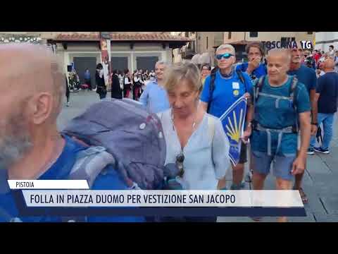 2023-07-17 PISTOIA - FOLLA IN PIAZZA DUOMO PER VESTIZIONE SAN JACOPO