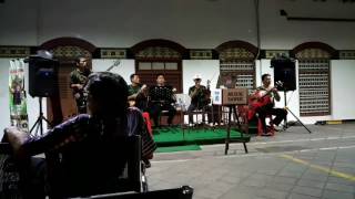 Download lagu Pernah dengar lagu Dia (Anji) Versi Keroncong? mp3