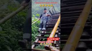 Download lagu sesuai harapan netizen #komedi #viral #tiktok #funny #video #lucu #ngopi #trending#fyp #fypシ #shorts mp3