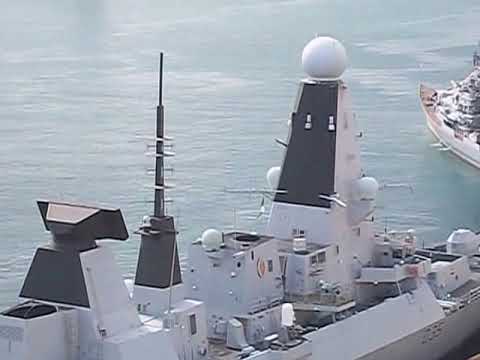 Royal Navy HMS Dragon & Russian Navy warship Smetlivy in Malta