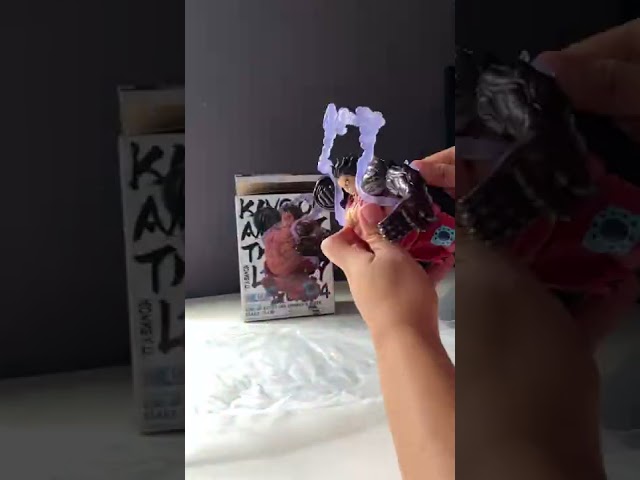 Vídeo relacionado con Banpresto Figura de Accion Coleccionable Monkey D. Luffy One Piece - Dxf The Grandline Series Special 19 cm, BP29386P, Multicolor, Optima para los Fanáticos del Anime