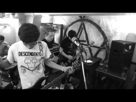 THE MIGRAINES Plymouth Fortescue 05.04.2014