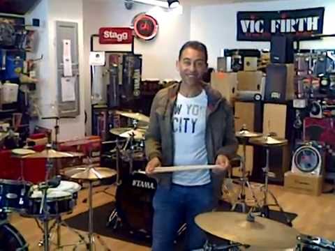 JEAN PHILLIPPE FANFANT au magasin DRUMS AND ROL'S STORE
