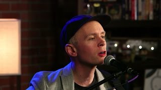 Jens Lekman performs “How Can I Tell Him?”