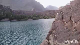 preview picture of video 'Cliff Jumping At Upper Kachura Lake July 2017'