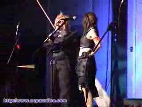 Anime Central 2005 - #17 Cloud Tifa Final Fantasy VII Advent