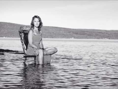 download lagu mp3 mp4 Jaimie Elle, download lagu Jaimie Elle gratis, unduh video klip Jaimie Elle