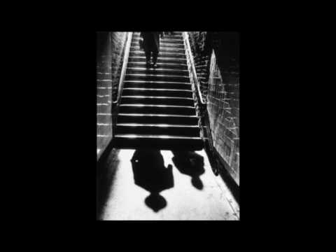 Ninotchka  - ловец  ( 1987 Yugoslav Darkwave /Abstract/ NeoGoth /Experimental)
