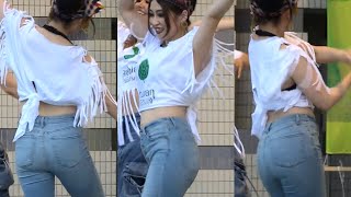 ヘソ出しジーンズ　ムチムチダンス　アラビアンフェス