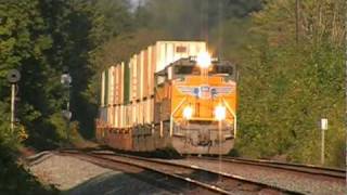 preview picture of video '2008-09-15 UP 8531 Westbound at Cascade Locks and Dodson OR'
