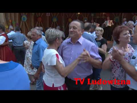 Pod Radomiem muzykanci grają długo szybkie OBERKI - Tańczącym to nie przeszkadza !