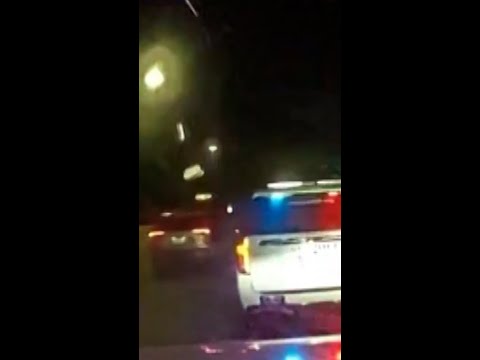Texas deputy avoids being hit by car during traffic stop