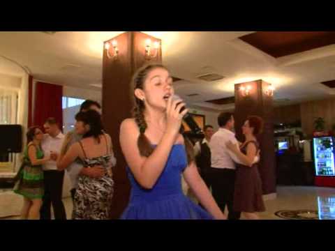 Bianca Minea - Restaurant Hanul Soferilor 2012 - Botez Tiberiu