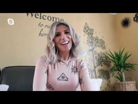 Desde NY- Anna Domínguez. .. La polifacética cantautora y compositora