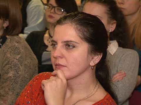В Курске проходит XIII Международная научно-практическая конференция &laquo;Свиридовские чтения&raquo;.