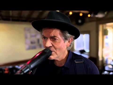 Rodney Crowell - "Frankie Please" (Live from Mason Jar Music)