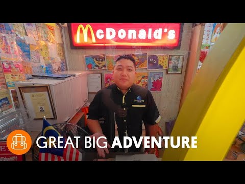 世界最大のファーストフード玩具コレクションに潜入 (Inside the World’s Largest Fast Food Toy Collection)