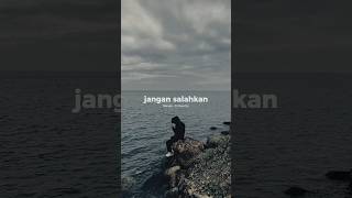 Download lagu Story WA Lirik Lagu Viral [ Mangu - Fourtwnty ] 🎶✨️#liriklagu #mangu #fourtwnty mp3