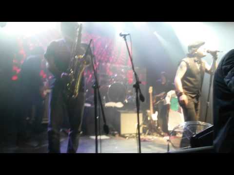 Doble Filo - La Vela Puerca