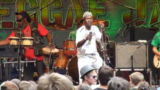 preview picture of video 'Horace Martin LIVE @ Reggae-Jam 2010 - Titel 1'