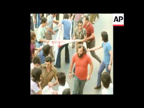 SYND 21-9-73  POLITICAL DEMONSTRATIONS TURN INTO RIOT IN VALETTA